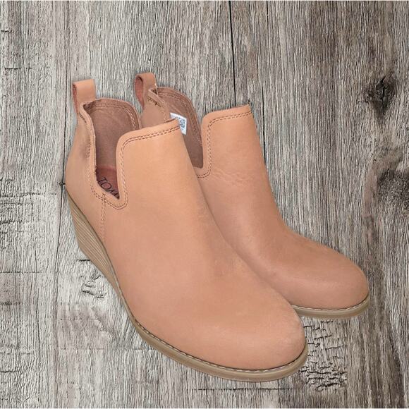Toms wedge tan suede bootie size 7 - Picture 1 of 5